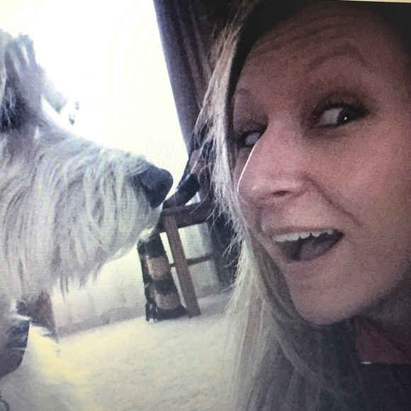 Hi! Welcome to my page! - Picture 5 of 5